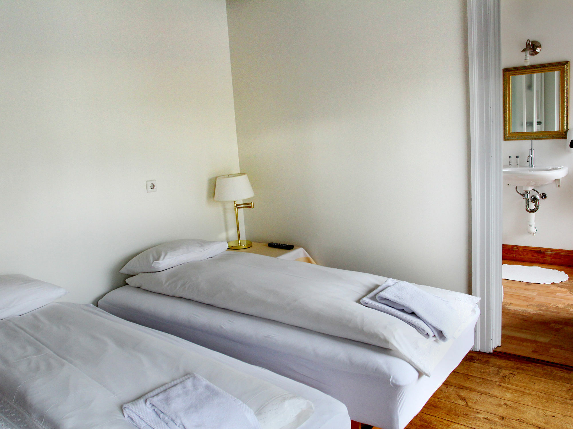 Downtown Guesthouse Reykjavik Ngoại thất bức ảnh